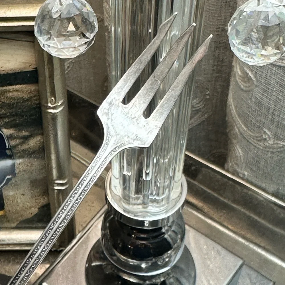 Vintage WM Rogers & Son Cocktail / Pickle / Olive Fork.